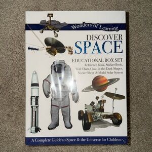 NWT Wonders of Learning Discover Space Science Set – Kids Educational Kit